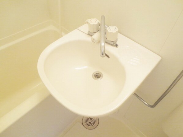 ラサ国分寺B号館の物件内観写真